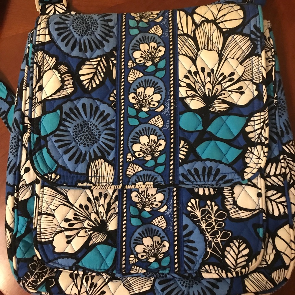 Vera Bradley Blue Bayou Mailbag Crossbody